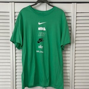 Nike Green Short Sleeve Athletic Tee